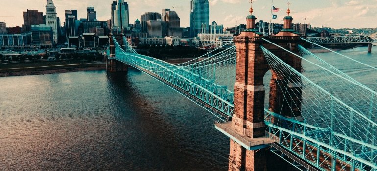 Moving Services 3 Bridge in Cincinnati
