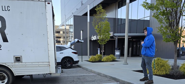 Piano Movers 1 ready 2 roll ohio piano mover next to our truck