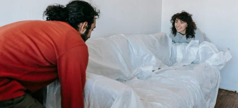 What’s The Average Cost Of Moving To Another State? 4 a couple talking about cost of moving to another state