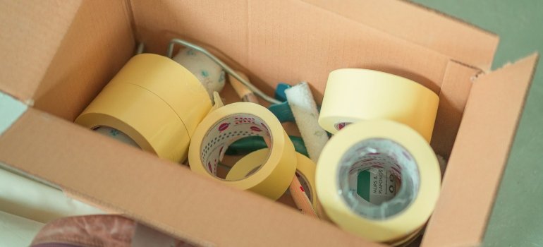 How To Pack China For Moving? 1 material for packing dishes for moving