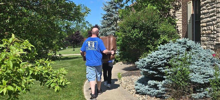 How to Prepare for a Rural-Style Move to Indian Hill, Ohio 1 two professional movers who can help you prepare for a rural-style move