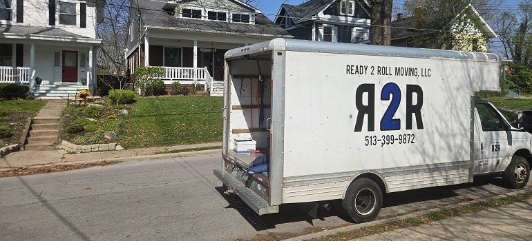 Morrow Movers 2 a moving truck from a morrow moving company