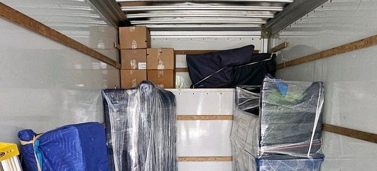 How to prepare for a winter relocation in Ohio? 2 Packed moving truck ready for winter relocation in Ohio