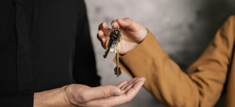 The ultimate guide for a spring move to Harrison OH 9 a person moving in