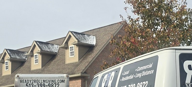 Township vs city living: What are the main differences? 3 Moving trucks support Township vs city living decisions